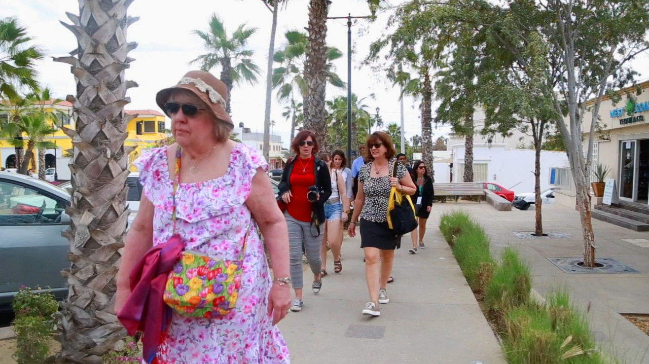 Los Cabos Stands Out CNT 1